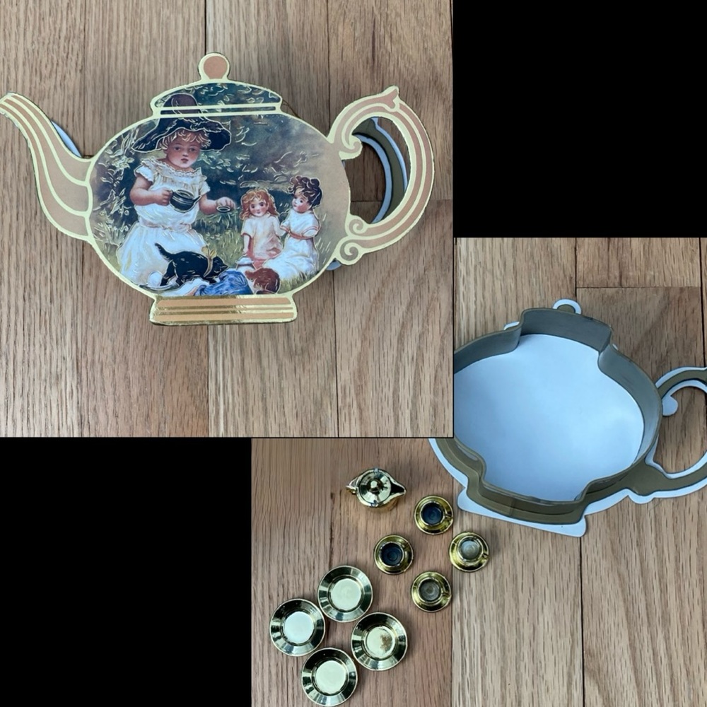 Vintage Miniature Tea Set/Ornament #2177.
B. Shackman Company 1993